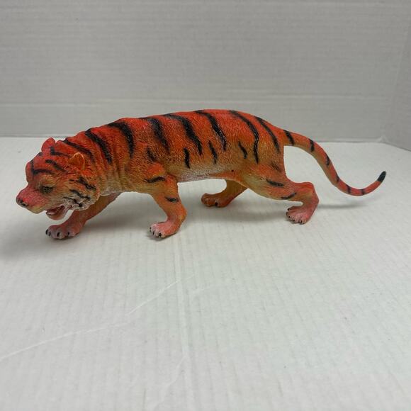 Jumbo Tiger Action Figure Animal Toy Lucky Star 12" Long - Picture 5 of 10